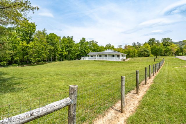 533 Harmon Road, Mountain City, TN 37683