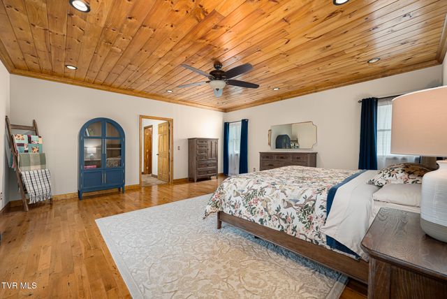 533 Harmon Road, Mountain City, TN 37683