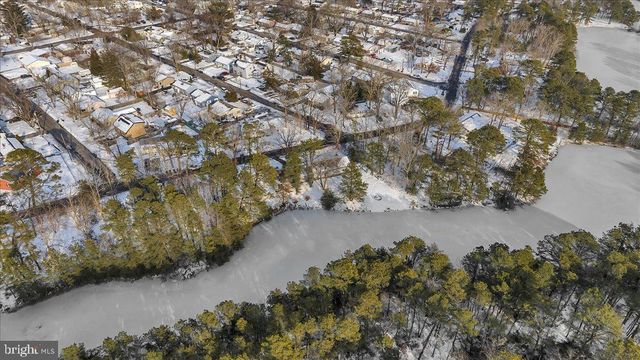 6378 MONMOUTH DR, Mays Landing, NJ 08330