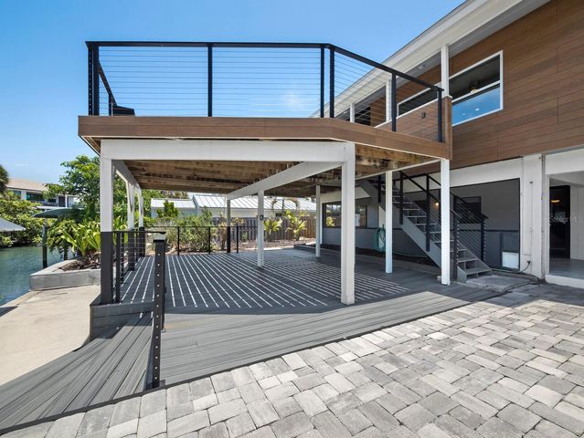 521 CUMMINGS STREET, Sarasota, FL 34242