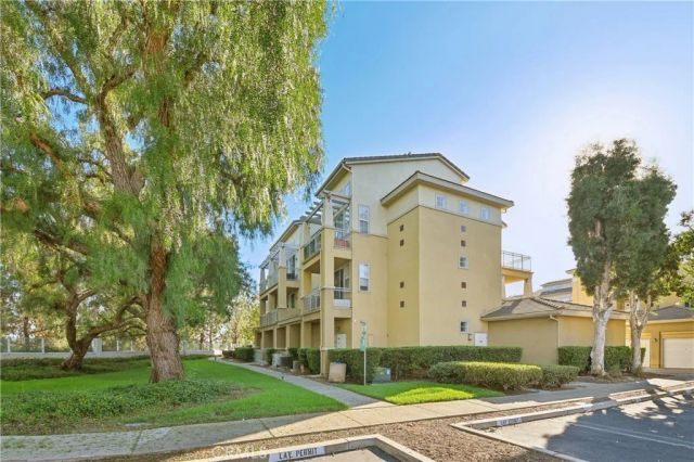4 Woodcrest Lane 326, Aliso Viejo, CA 92656