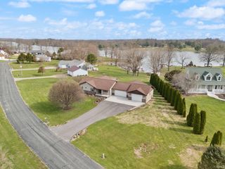 4 Orchard Road, Loogootee, IN 47553