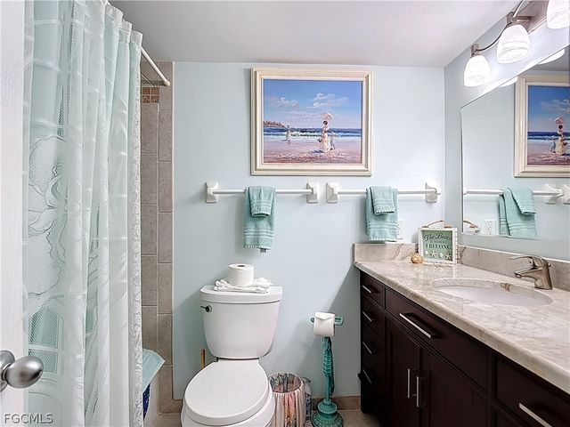 400 Lenell RD 107, Fort Myers Beach, FL 33931