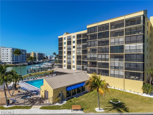 400 Lenell RD 107, Fort Myers Beach, FL 33931