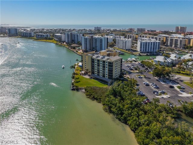 400 Lenell RD 107, Fort Myers Beach, FL 33931