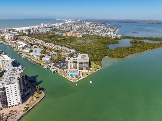 400 Lenell RD 107, Fort Myers Beach, FL 33931