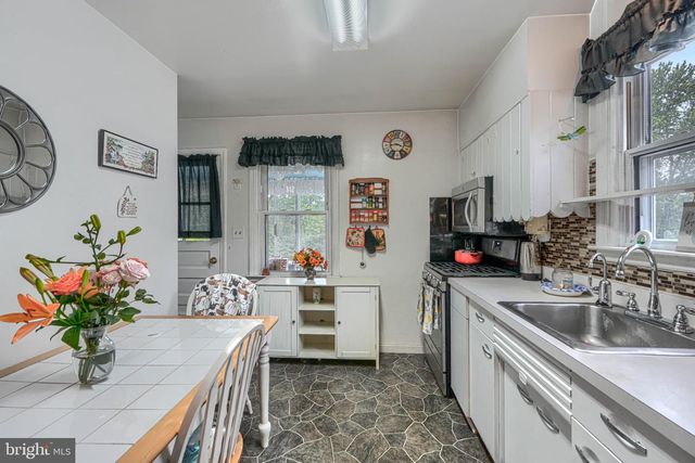 9714 OAK SUMMIT AVE, Parkville, MD 21234