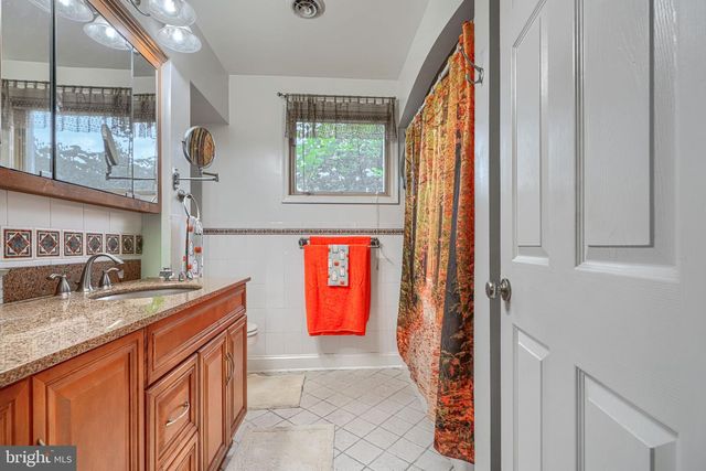 9714 OAK SUMMIT AVE, Parkville, MD 21234