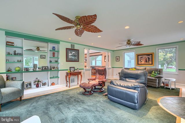 9714 OAK SUMMIT AVE, Parkville, MD 21234
