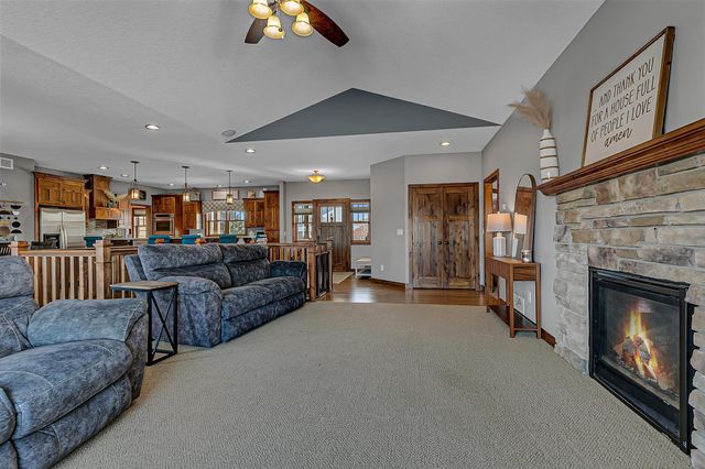 225 Alaina Place NE, Sauk Rapids, MN 56379