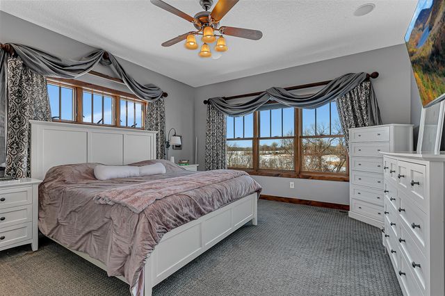 225 Alaina Place NE, Sauk Rapids, MN 56379