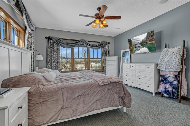 225 Alaina Place NE, Sauk Rapids, MN 56379