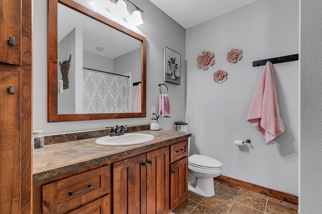 225 Alaina Place NE, Sauk Rapids, MN 56379