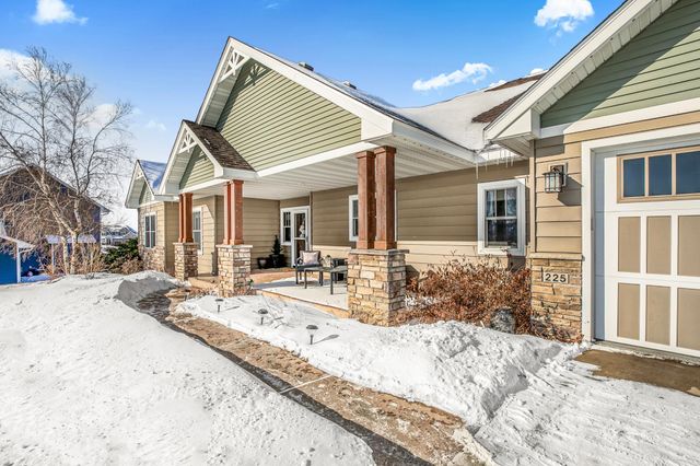225 Alaina Place NE, Sauk Rapids, MN 56379