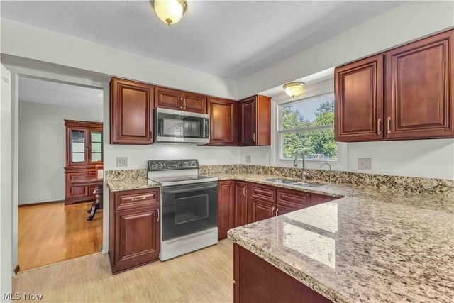 8834 Arrowood Court, Mentor, OH 44060