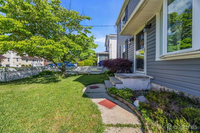 26 Sidney Avenue, Spotswood, NJ 08884