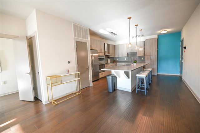 3600 S Lamar BLVD 200, Austin, TX 78704