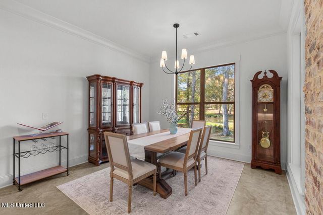 136 Trails End, Flora, MS 39071