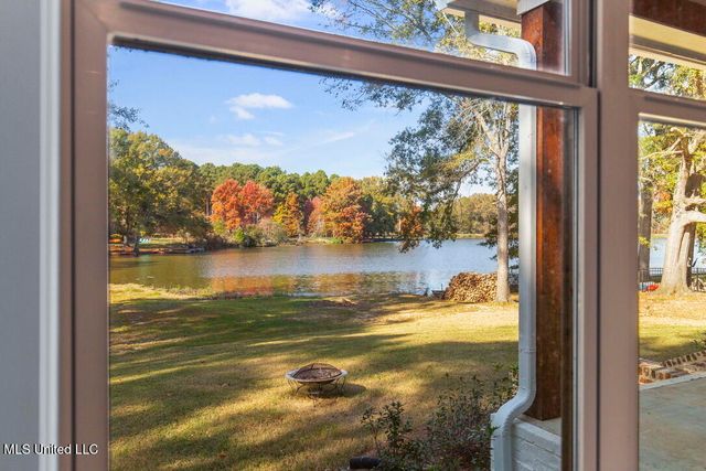 136 Trails End, Flora, MS 39071