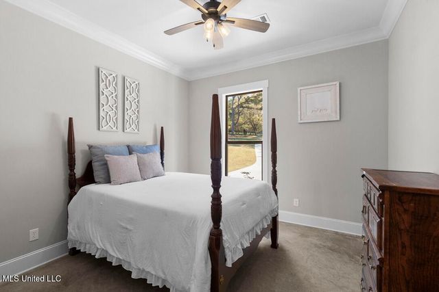 136 Trails End, Flora, MS 39071