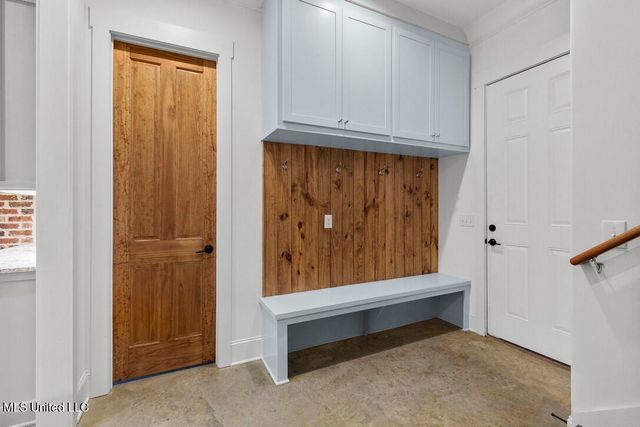 136 Trails End, Flora, MS 39071