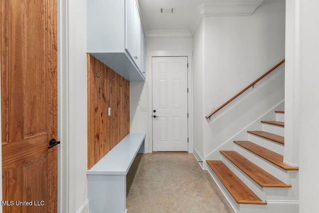 136 Trails End, Flora, MS 39071