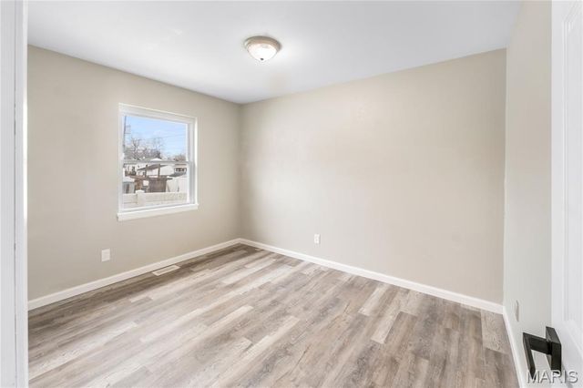 35 Jamestown Drive, St Peters, MO 63376