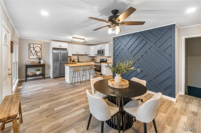 35 Jamestown Drive, St Peters, MO 63376