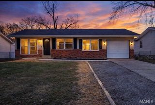 35 Jamestown Drive, St Peters, MO 63376
