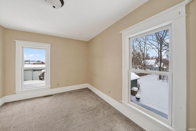 1125 W Washington Street, South Bend, IN 46601