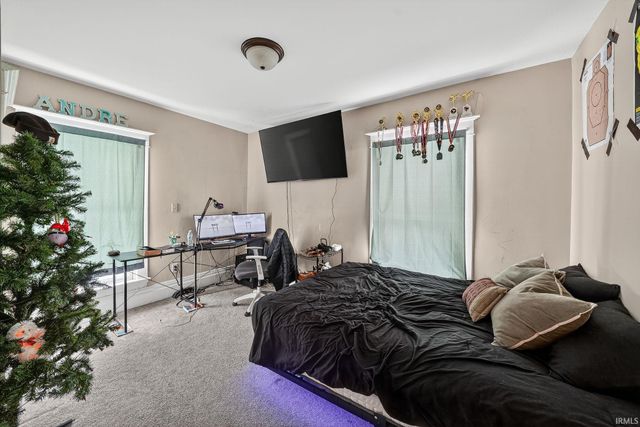 1125 W Washington Street, South Bend, IN 46601