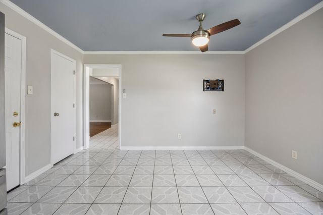 119 N Beltwoods Drive, Desoto, TX 75115