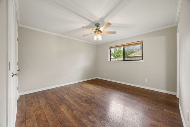 119 N Beltwoods Drive, Desoto, TX 75115