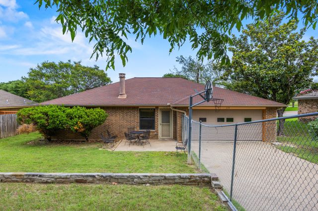 119 N Beltwoods Drive, Desoto, TX 75115
