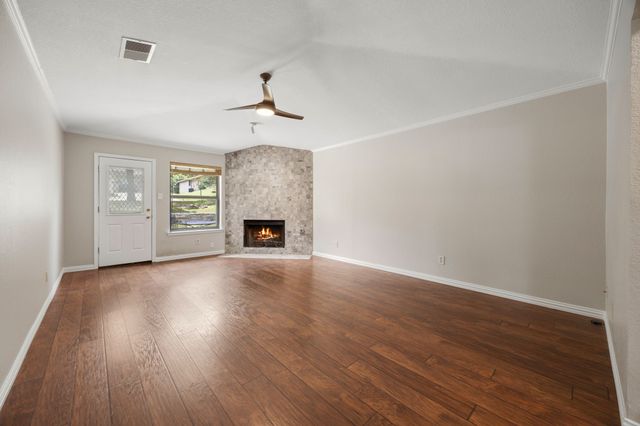 119 N Beltwoods Drive, Desoto, TX 75115