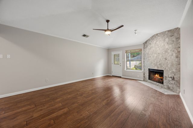 119 N Beltwoods Drive, Desoto, TX 75115