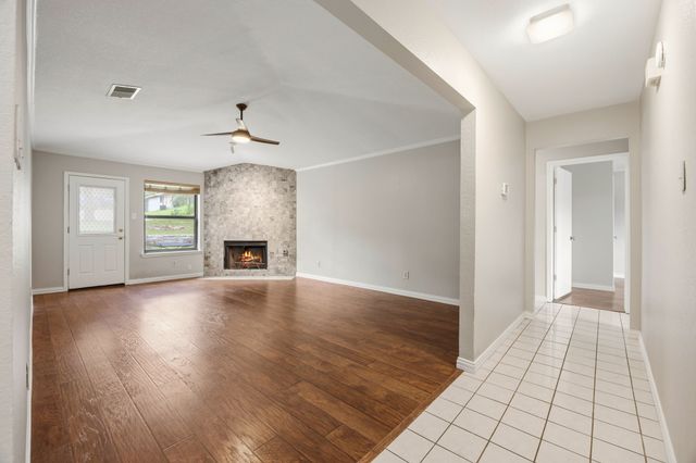 119 N Beltwoods Drive, Desoto, TX 75115