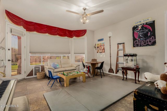 16024 S 7TH Drive, Phoenix, AZ 85045