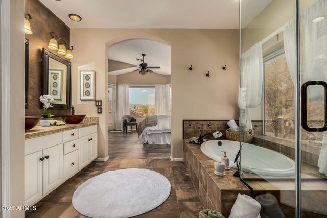 16024 S 7TH Drive, Phoenix, AZ 85045