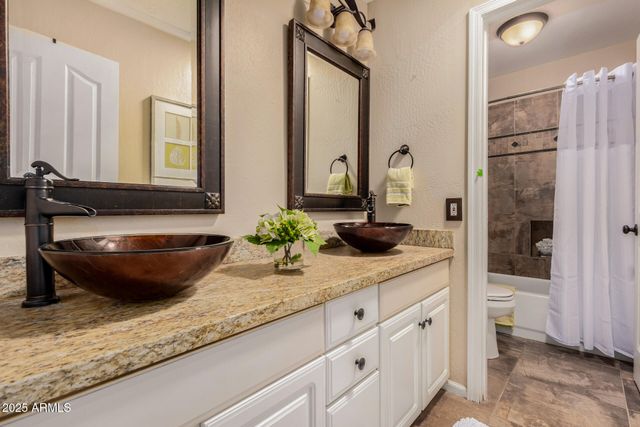 16024 S 7TH Drive, Phoenix, AZ 85045