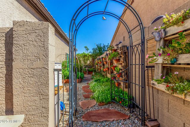 16024 S 7TH Drive, Phoenix, AZ 85045