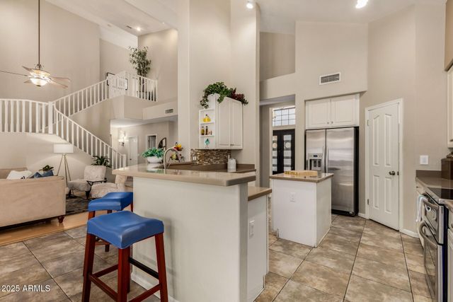 16024 S 7TH Drive, Phoenix, AZ 85045