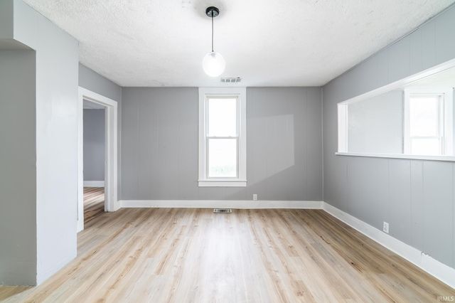 1901 Kocher Street, Huntington, IN 46750