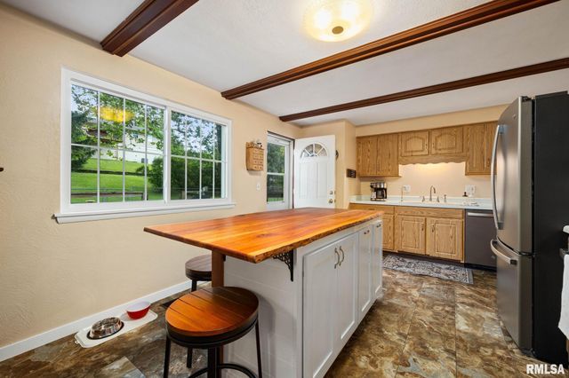 1612 W TETON Drive, Peoria, IL 61614