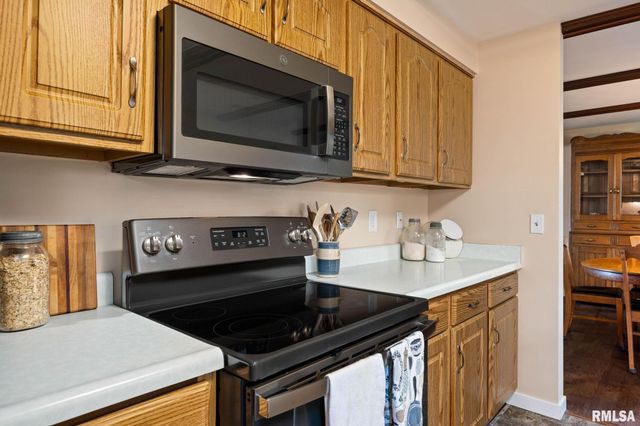 1612 W TETON Drive, Peoria, IL 61614