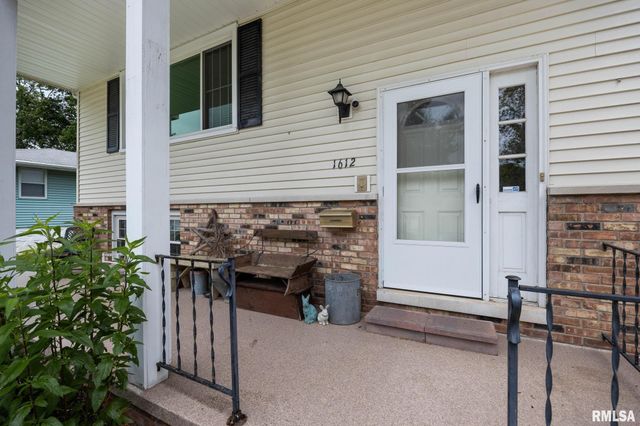 1612 W TETON Drive, Peoria, IL 61614
