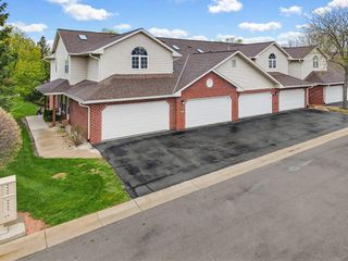 7883 Scepter DRIVE #1, Franklin, WI 53132