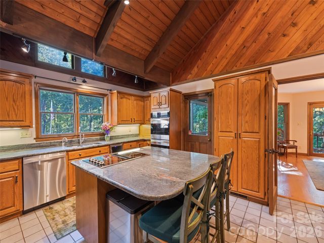58 Sedgewood Court, Fairview, NC 28730