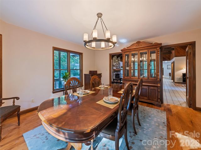 58 Sedgewood Court, Fairview, NC 28730