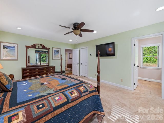 58 Sedgewood Court, Fairview, NC 28730